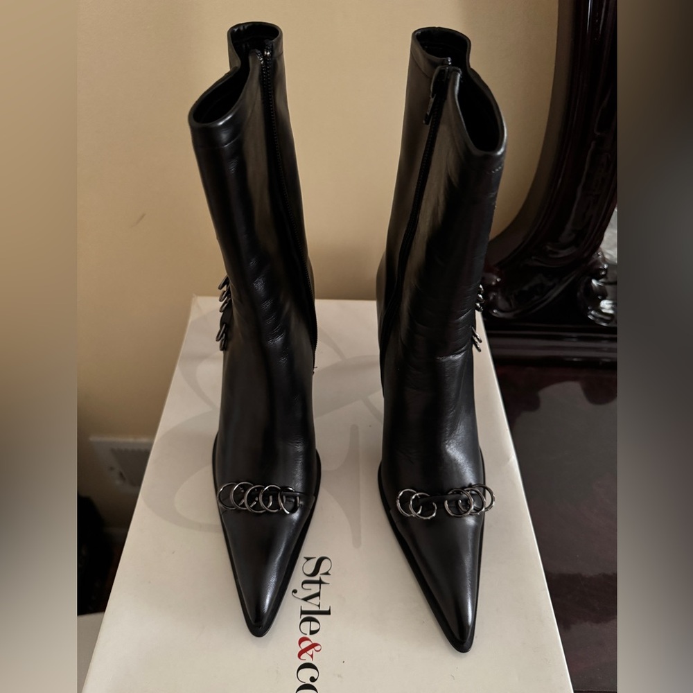 Style & Co. Black Heeled Boots Sleek Modern Design